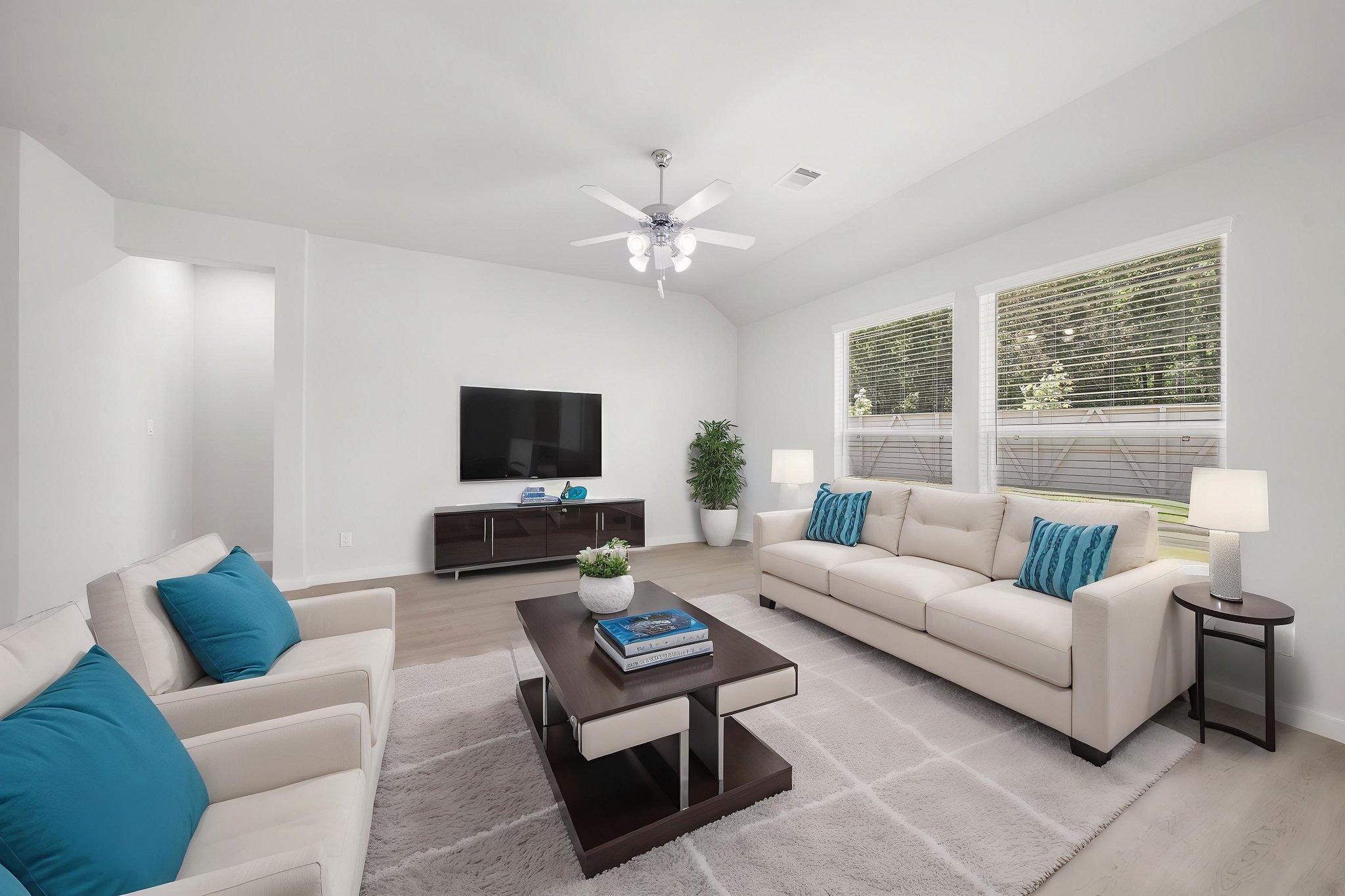 010101 40219 Bay Warbler Ct.